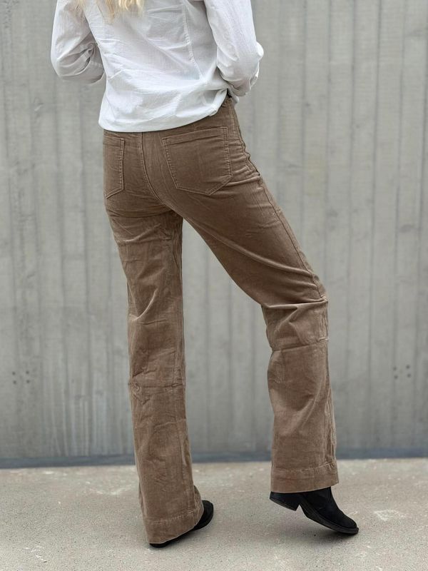 Katy Bukse Cord Camel