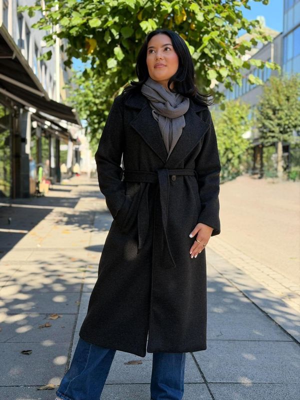 Lucilla Kåpe Lang Grå