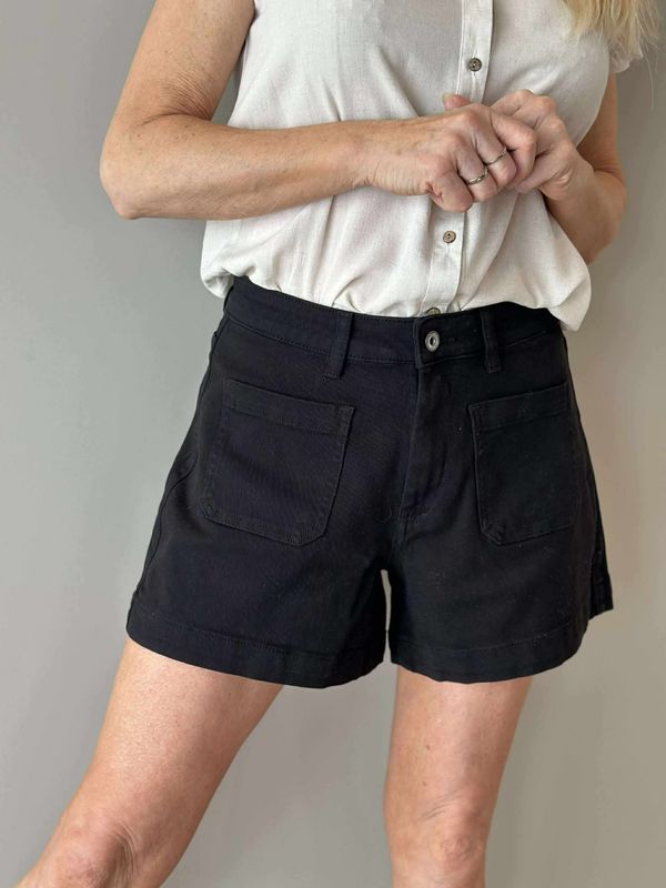 Pepper Shorts Sort