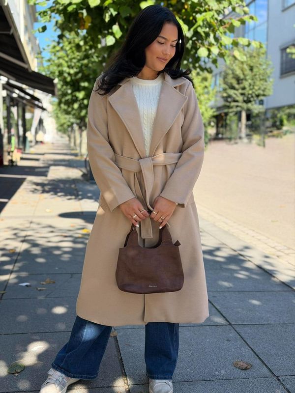 Lucilla Kåpe Lang Beige