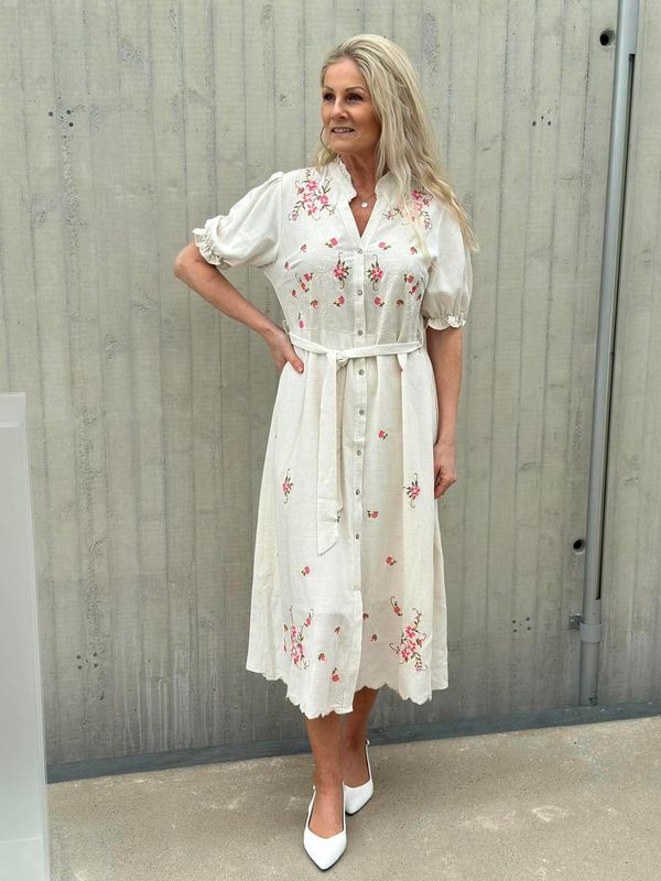 Zelie Kjole Beige