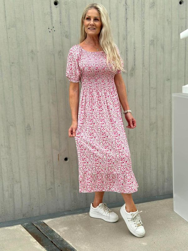 Sofie Kjole Mørk Rosa