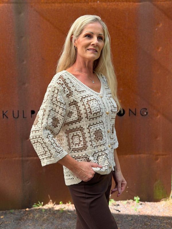 Milla Genser Camel