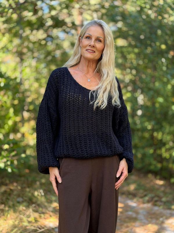 Niva Genser Navy