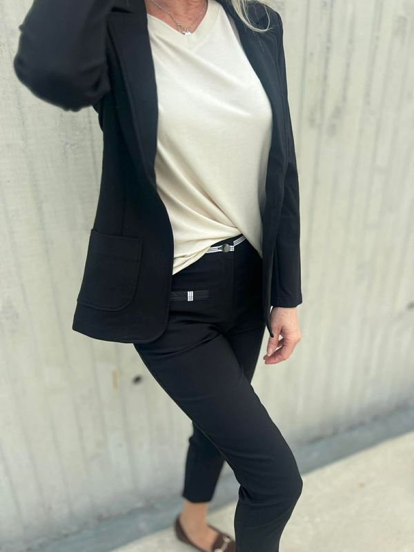 Paulina Capribukse Sort