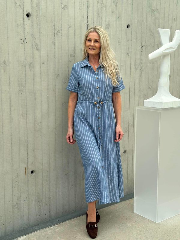 Natalia Kjole Blå