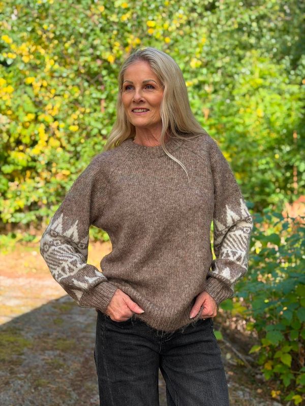 Eva Genser Mocca 1