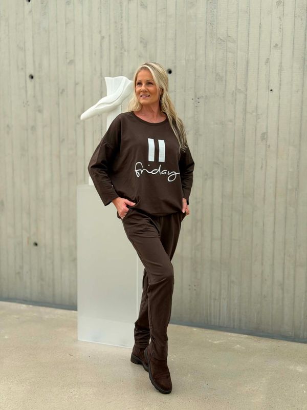 Friday Joggedress Brun