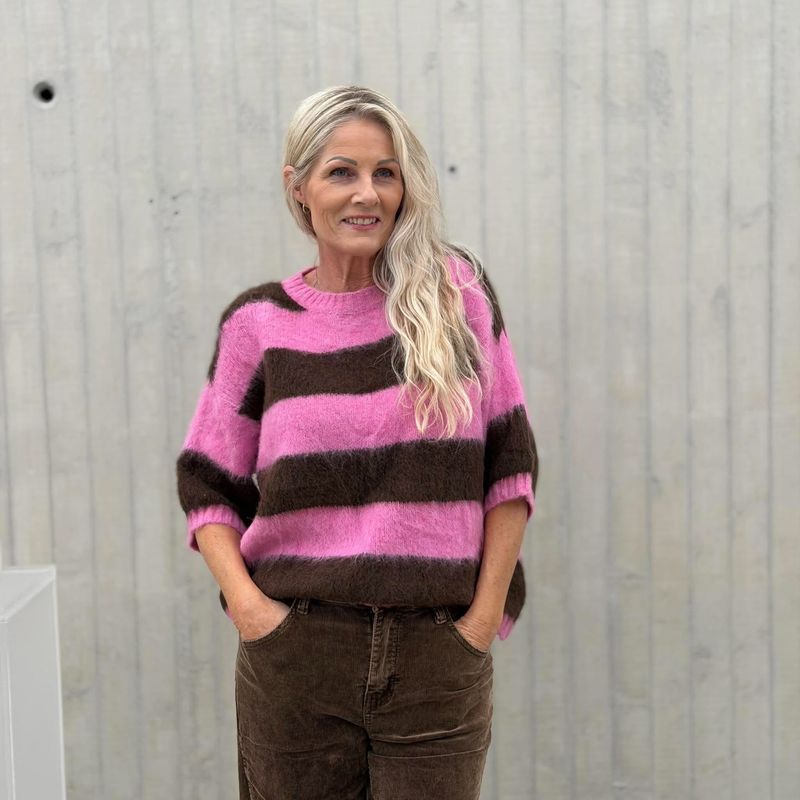 Verona Genser Mørk Rosa