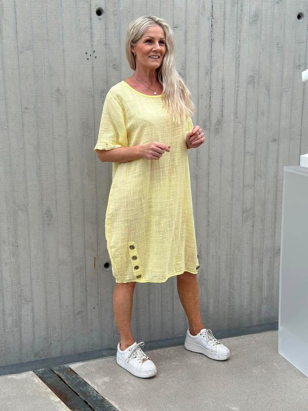 Linda Kjole Knapp Gul