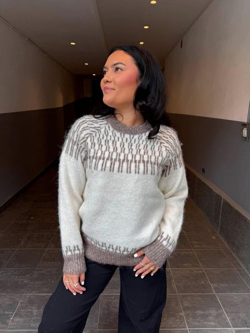 Hovedbilde Eva Genser Mocca 4