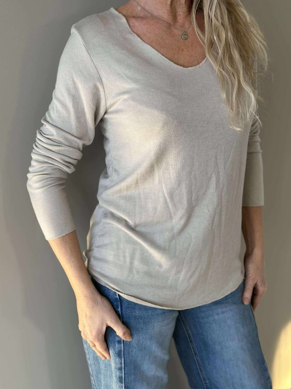 Trude Genser Beige