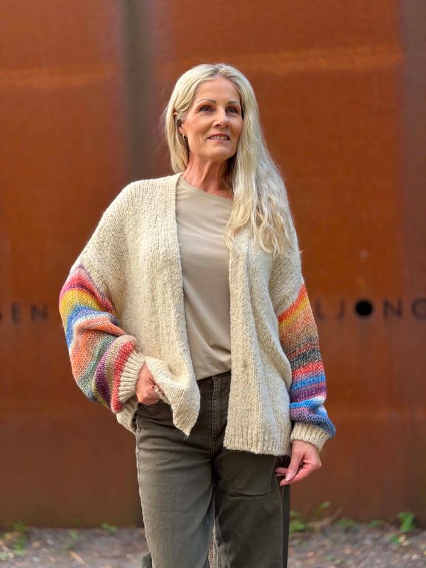 Pia Cardigan Beige